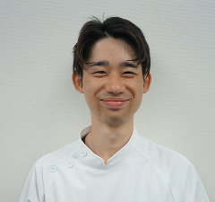 スタッフ：古木　健太朗